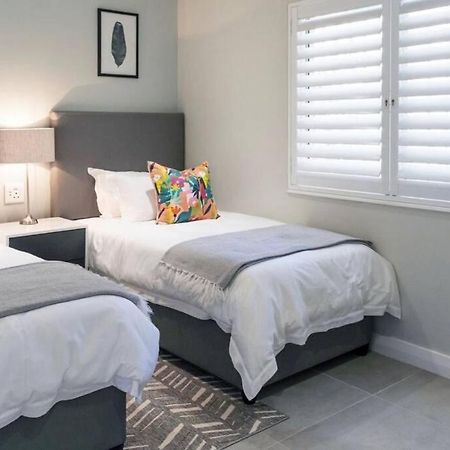 Waterfront Getaway, 2 Bedroom Seaside Bliss Umdloti Buitenkant foto