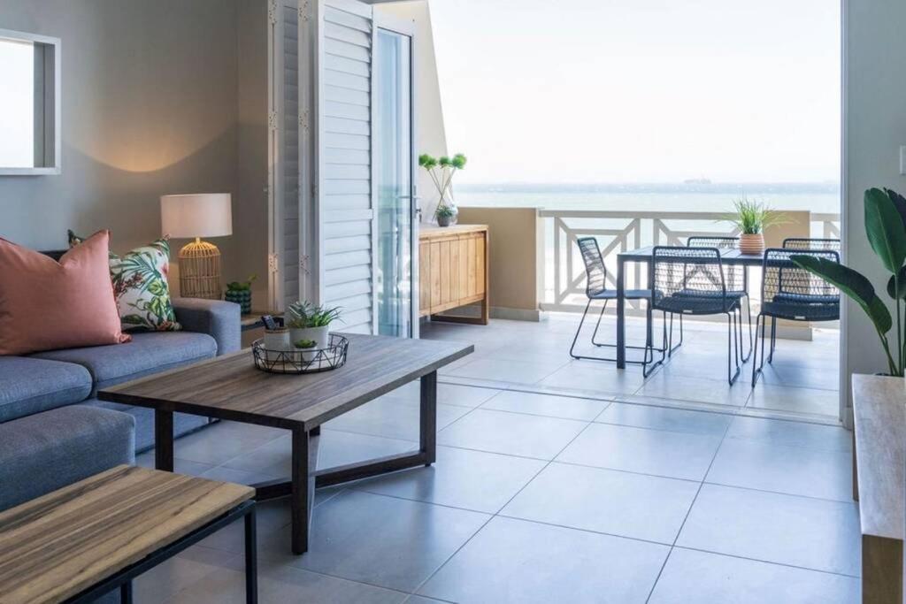Waterfront Getaway, 2 Bedroom Seaside Bliss Umdloti Buitenkant foto